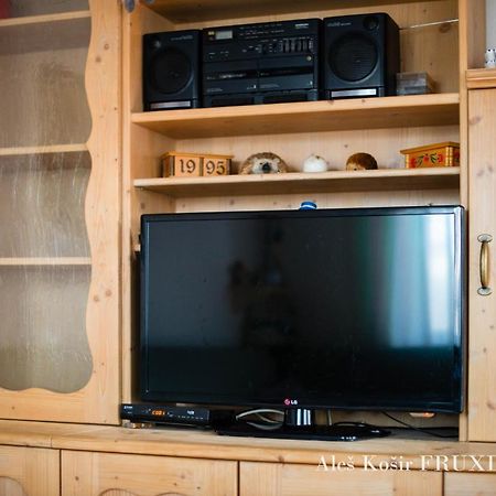 Pet & Family Friendly House Viktorija - House Near Golica With Triglav View Villa Йесенице Екстериор снимка